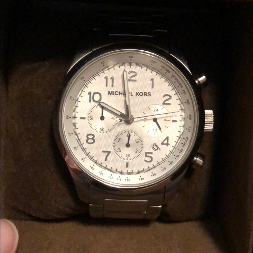 Michael Kors boyfriend size watch 8036